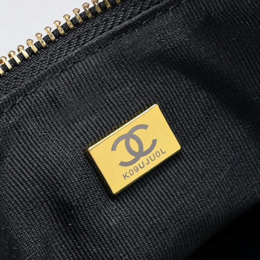 Comfortable 4272 Chanel AAA Quality Shoulder Bags For Women