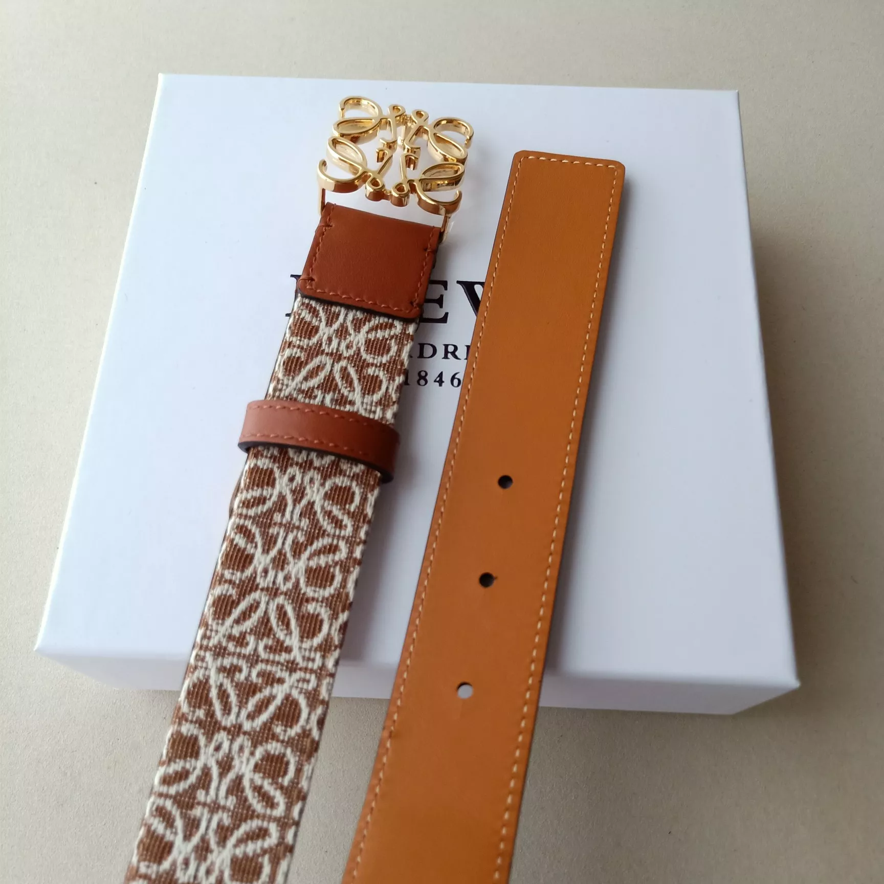 Comfortable 4356 LOEWE AAA Quality Belts In 3.2cm For Women