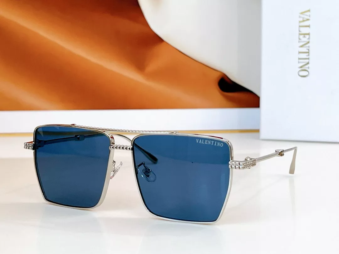 Comfortable 446 Valentino AAA Quality Sunglasses