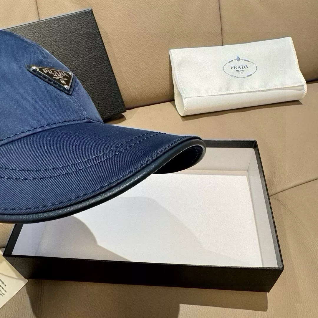 Comfortable 4472 Prada Caps