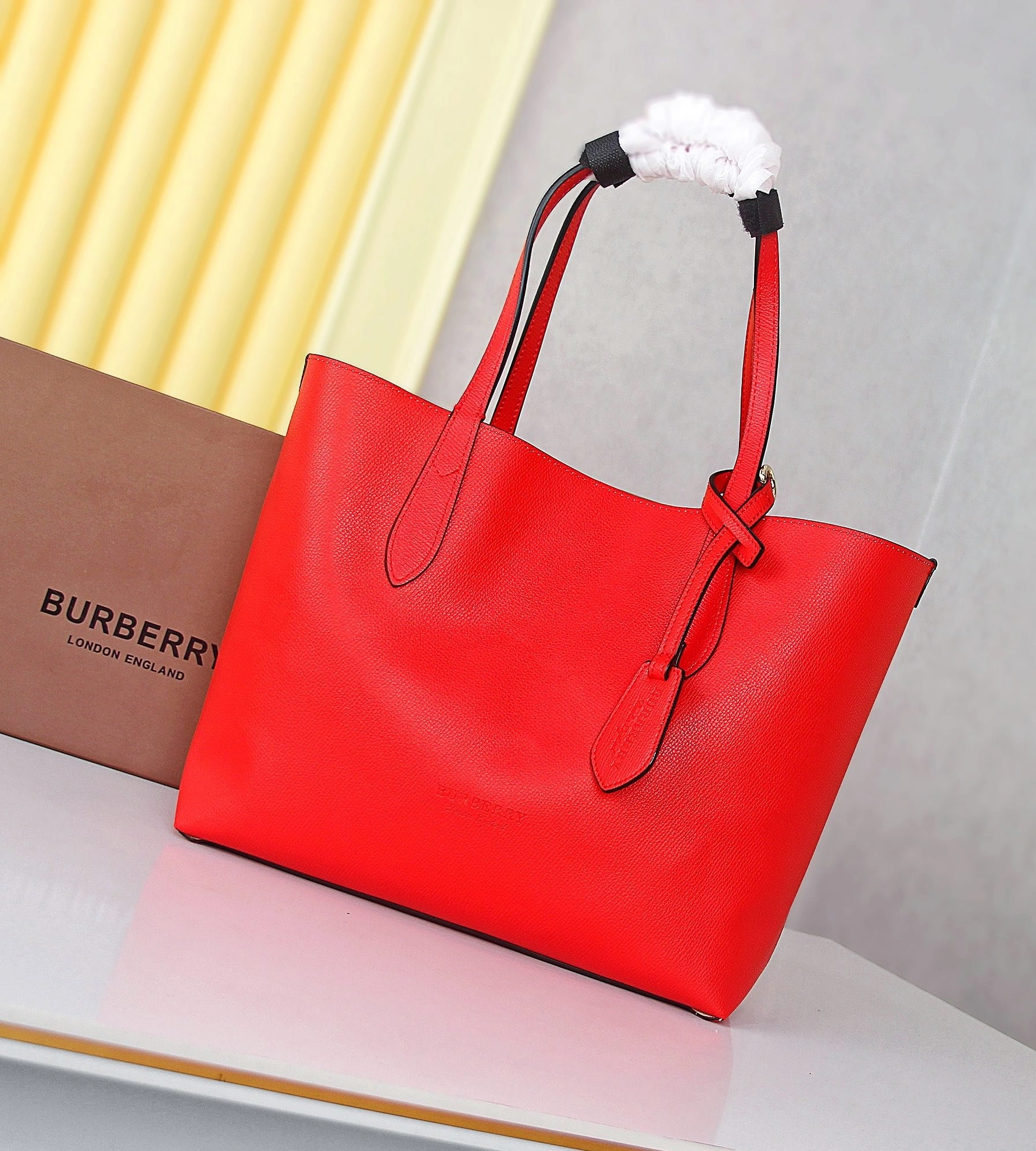 Comfortable 4599 Burberry AAA Handbags For Women