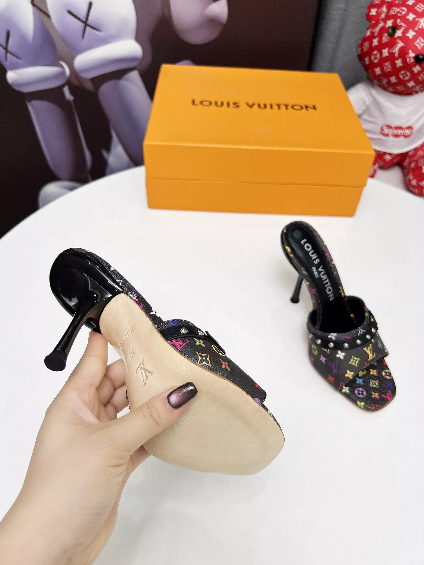 Comfortable 4642 Louis Vuitton Slippers For Women
