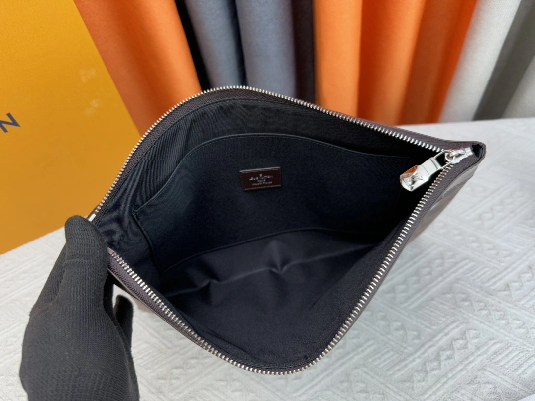 Comfortable 4733 Louis Vuitton LV Wallets For Unisex
