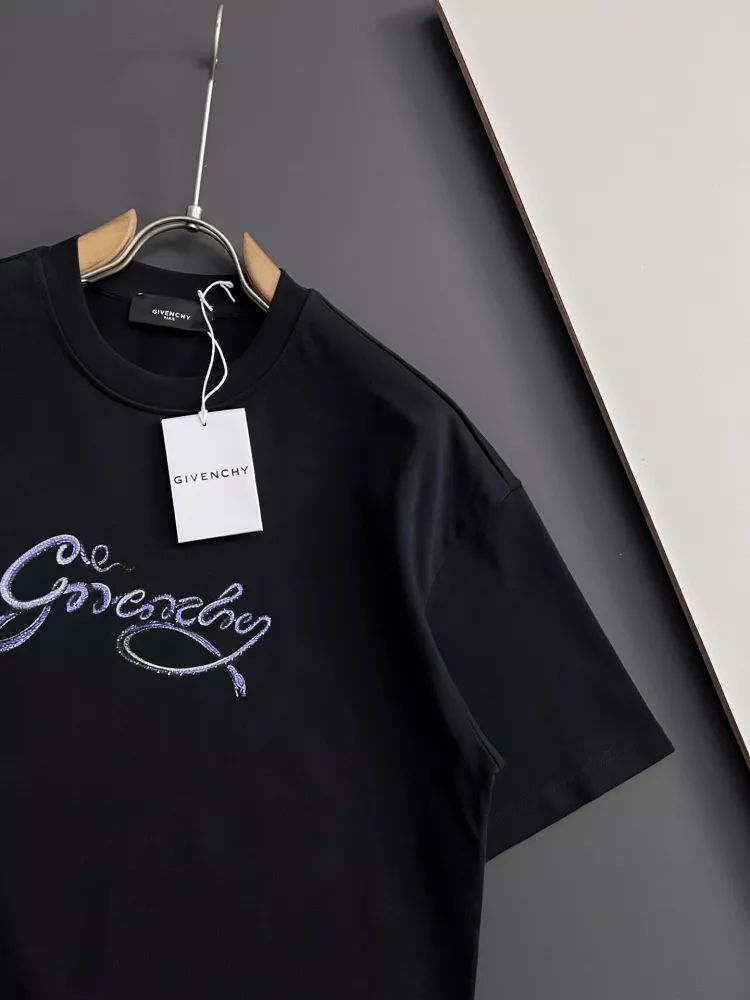 Comfortable 475 Givenchy T-Shirts Short Sleeved For Unisex