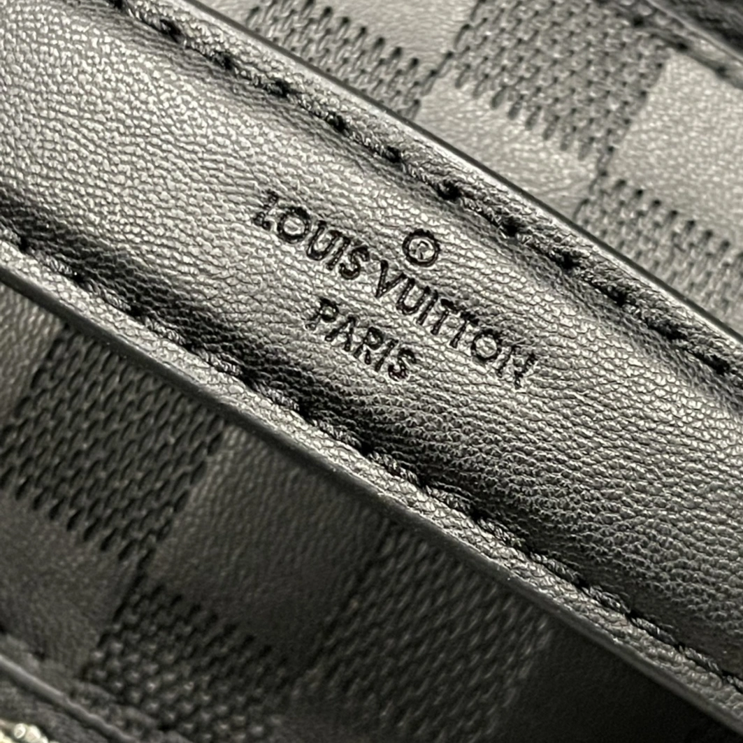 Comfortable 475 Louis Vuitton LV AAA Man Backpacks