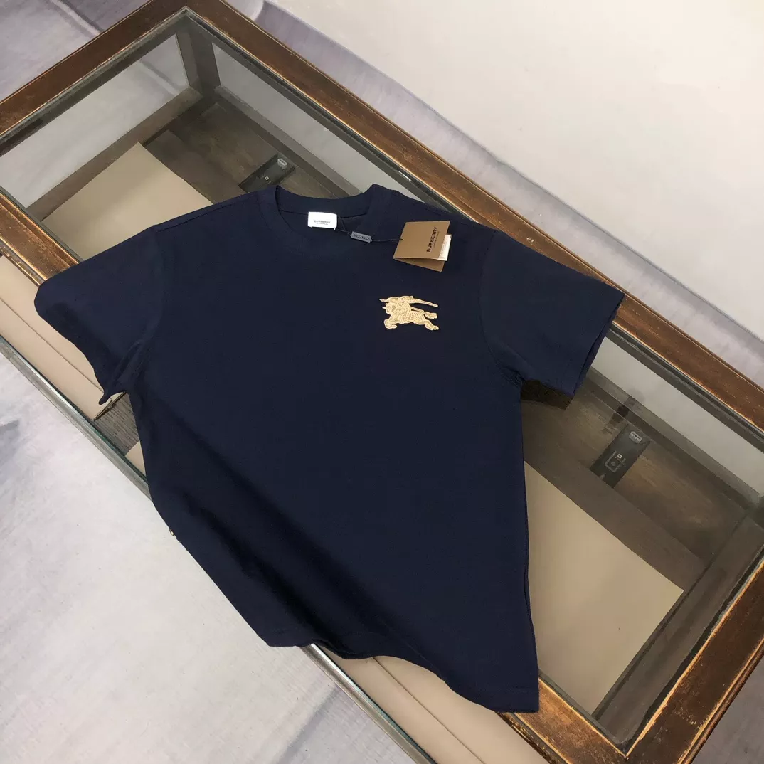 Comfortable 4807 Burberry Tracksuits Short Sleeved For Unisex