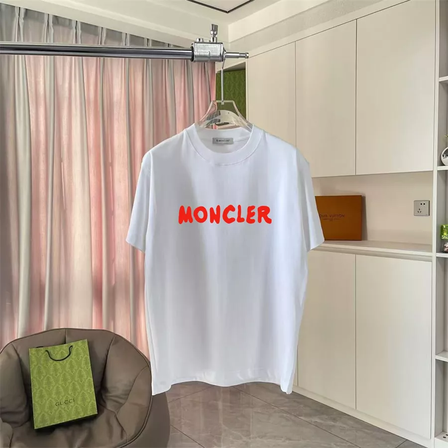 Comfortable 4914 Moncler T-Shirts Short Sleeved For Unisex