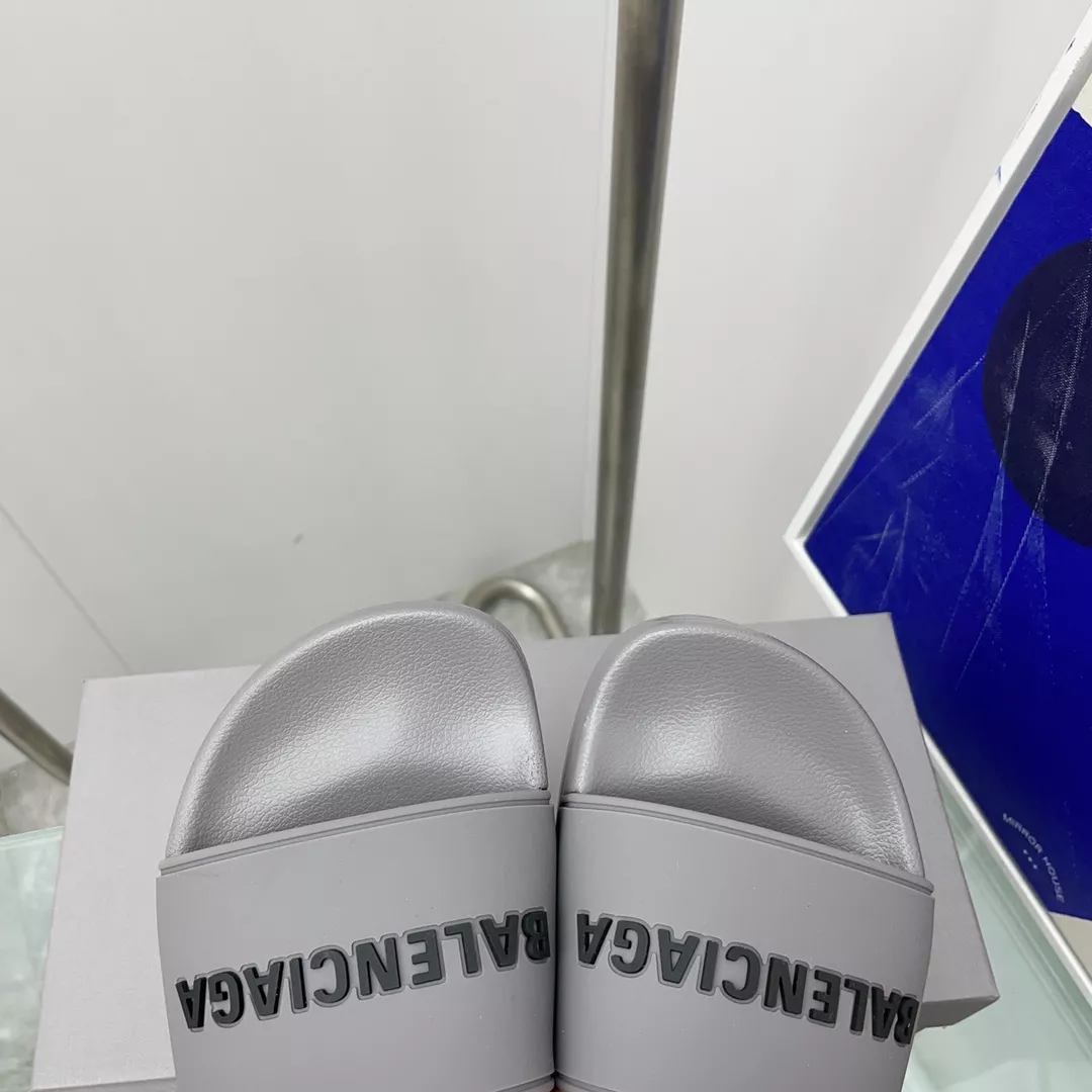 Comfortable 4931 Balenciaga Slippers For Men