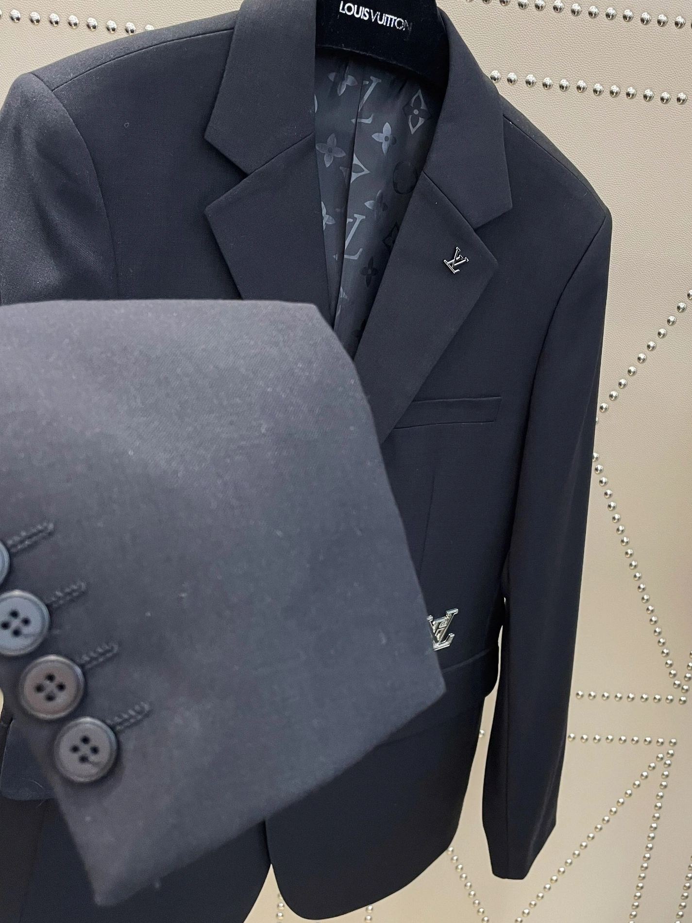 Comfortable 506 Louis Vuitton LV Jackets Long Sleeved For Men