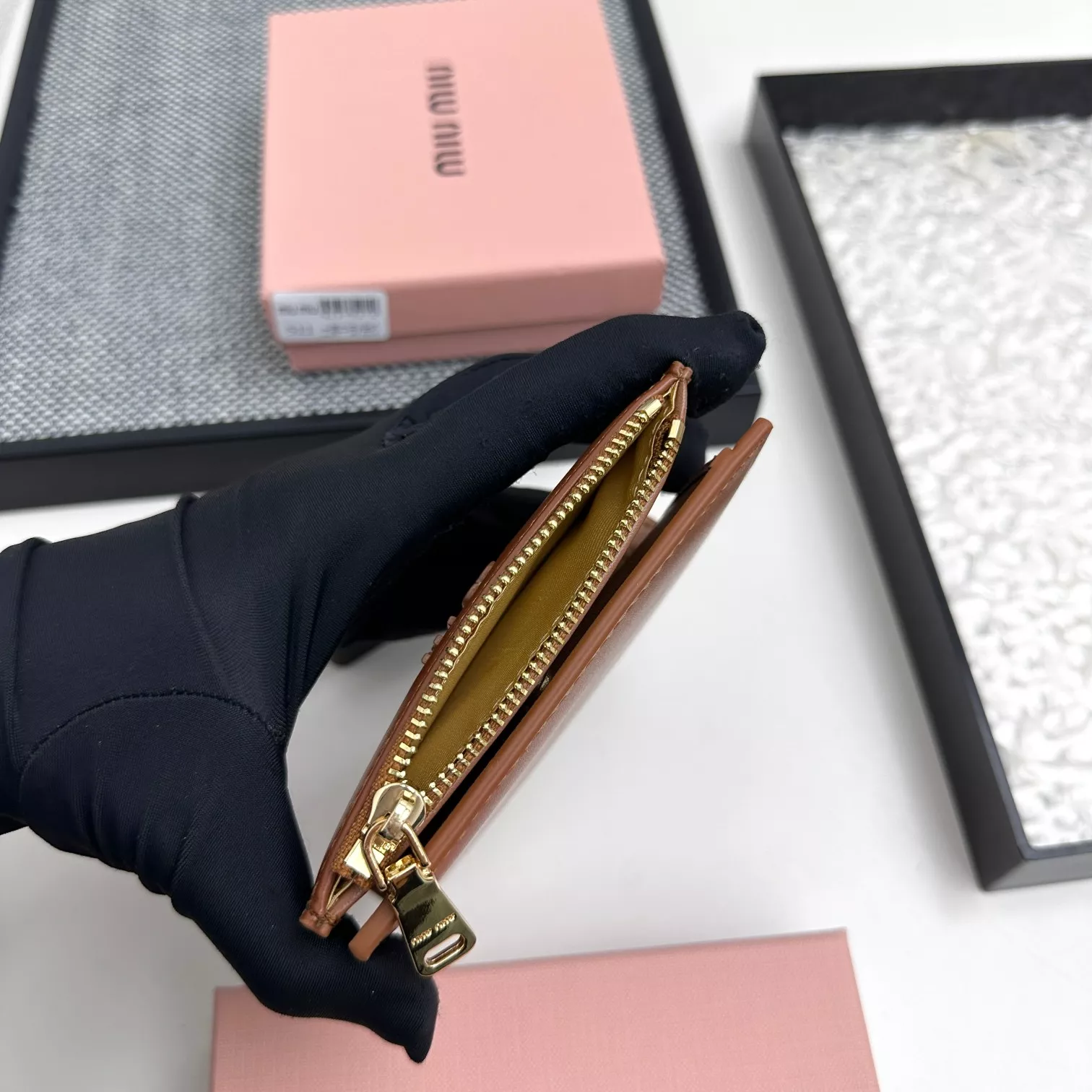Comfortable 5084 MIU MIU Wallets