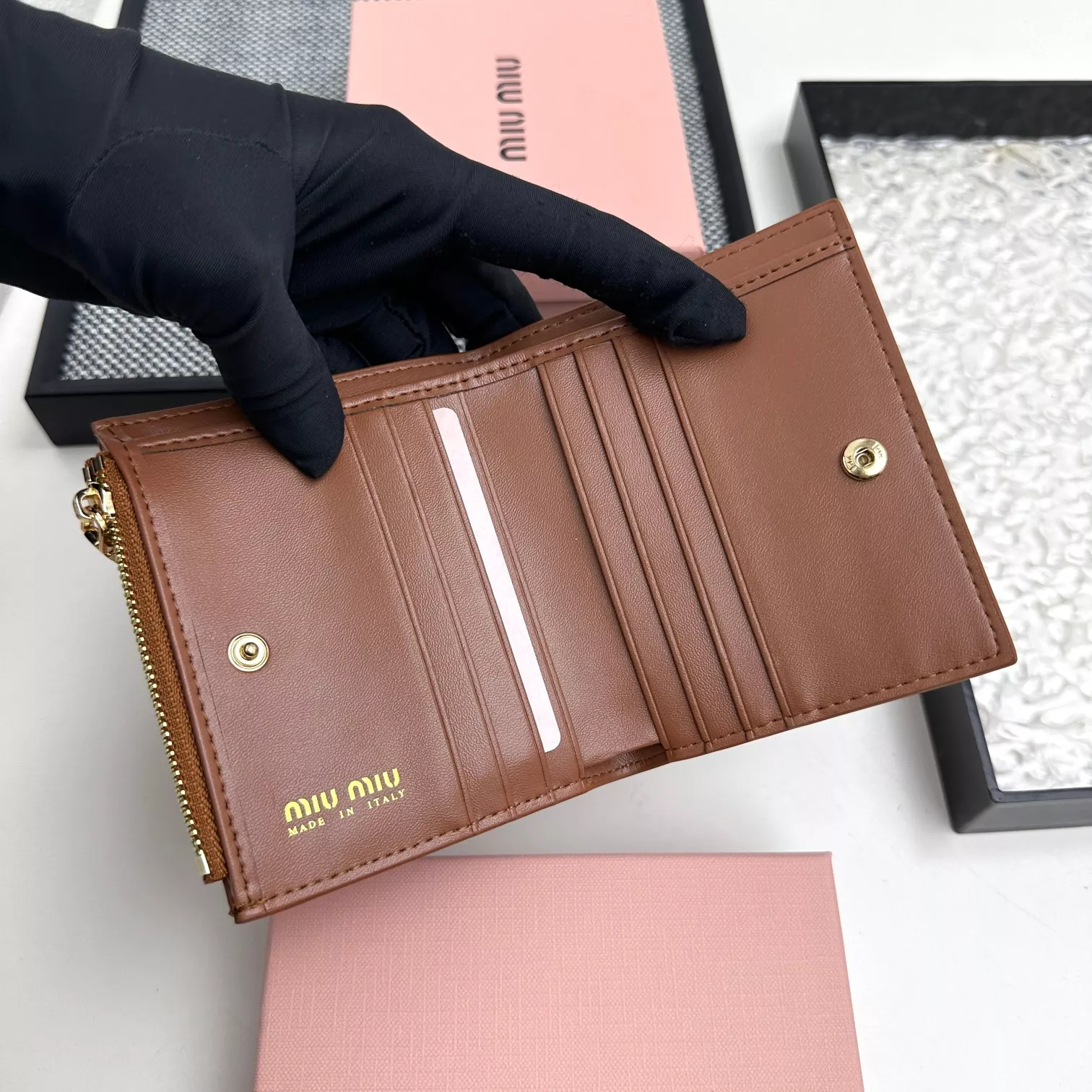 Comfortable 5084 MIU MIU Wallets