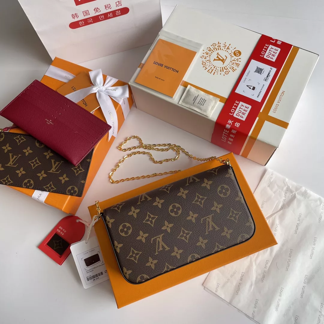 Comfortable 519 Louis Vuitton AAA Quality Wallets For Women