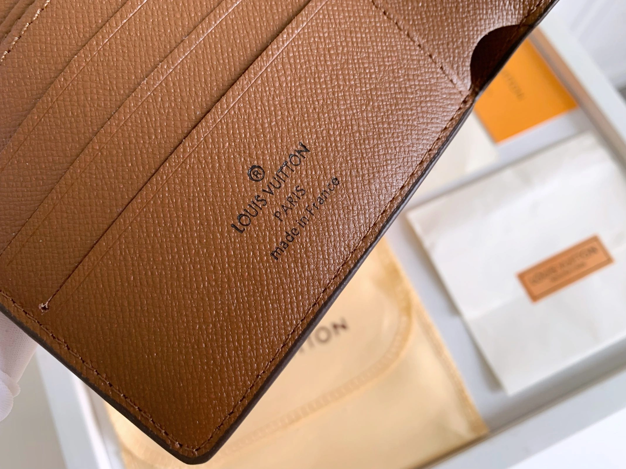 Comfortable 5268 Louis Vuitton LV Wallets For Unisex