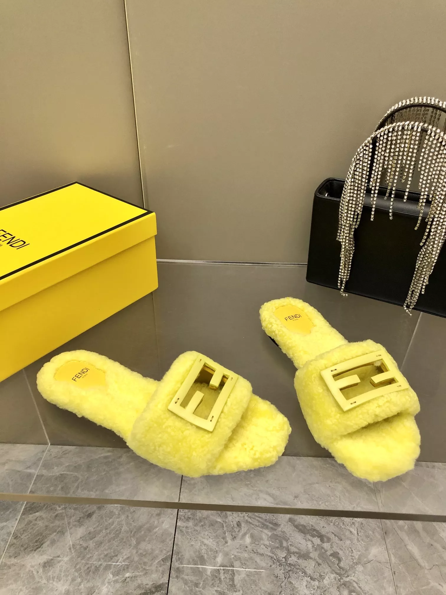Comfortable 5325 Fendi Slippers For Women