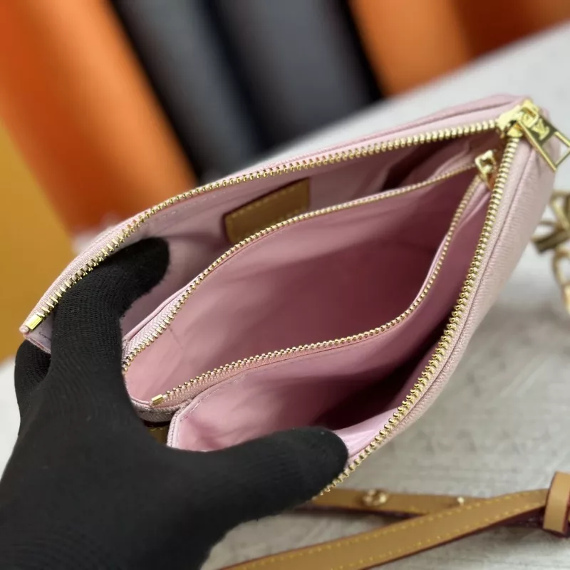 Comfortable 5371 Louis Vuitton AAA Quality Messenger Bags For Women