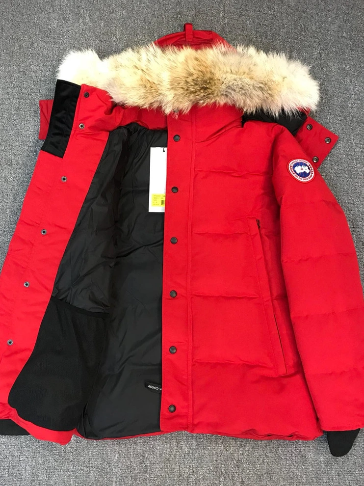 Comfortable 5494 Canada Goose Down Feather Coat Long Sleeved For Unisex