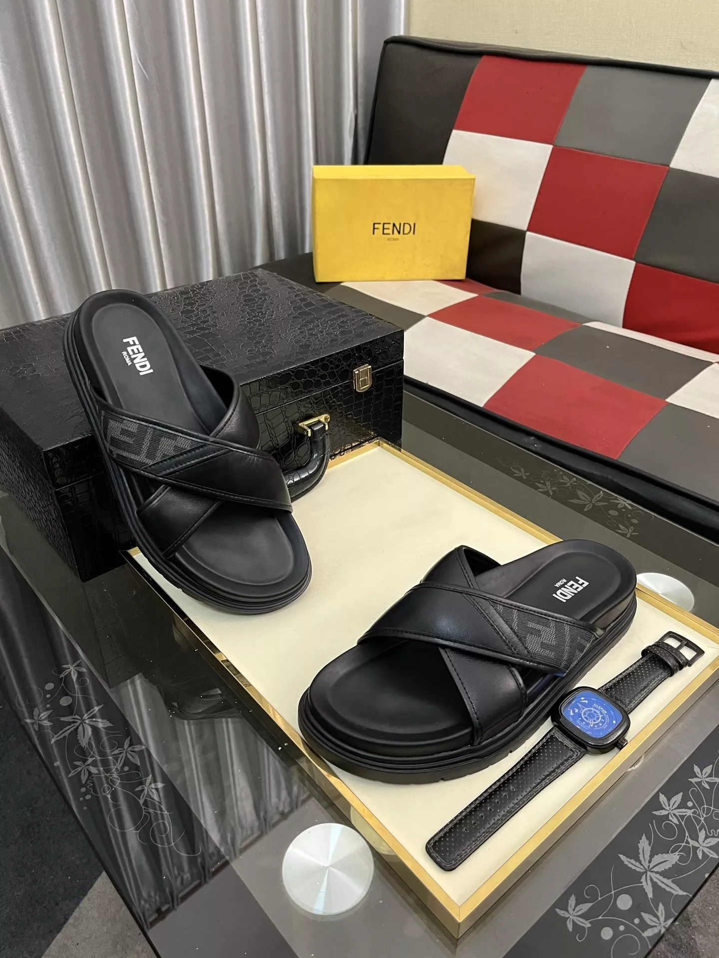 Comfortable 5522 Fendi Slippers For Men