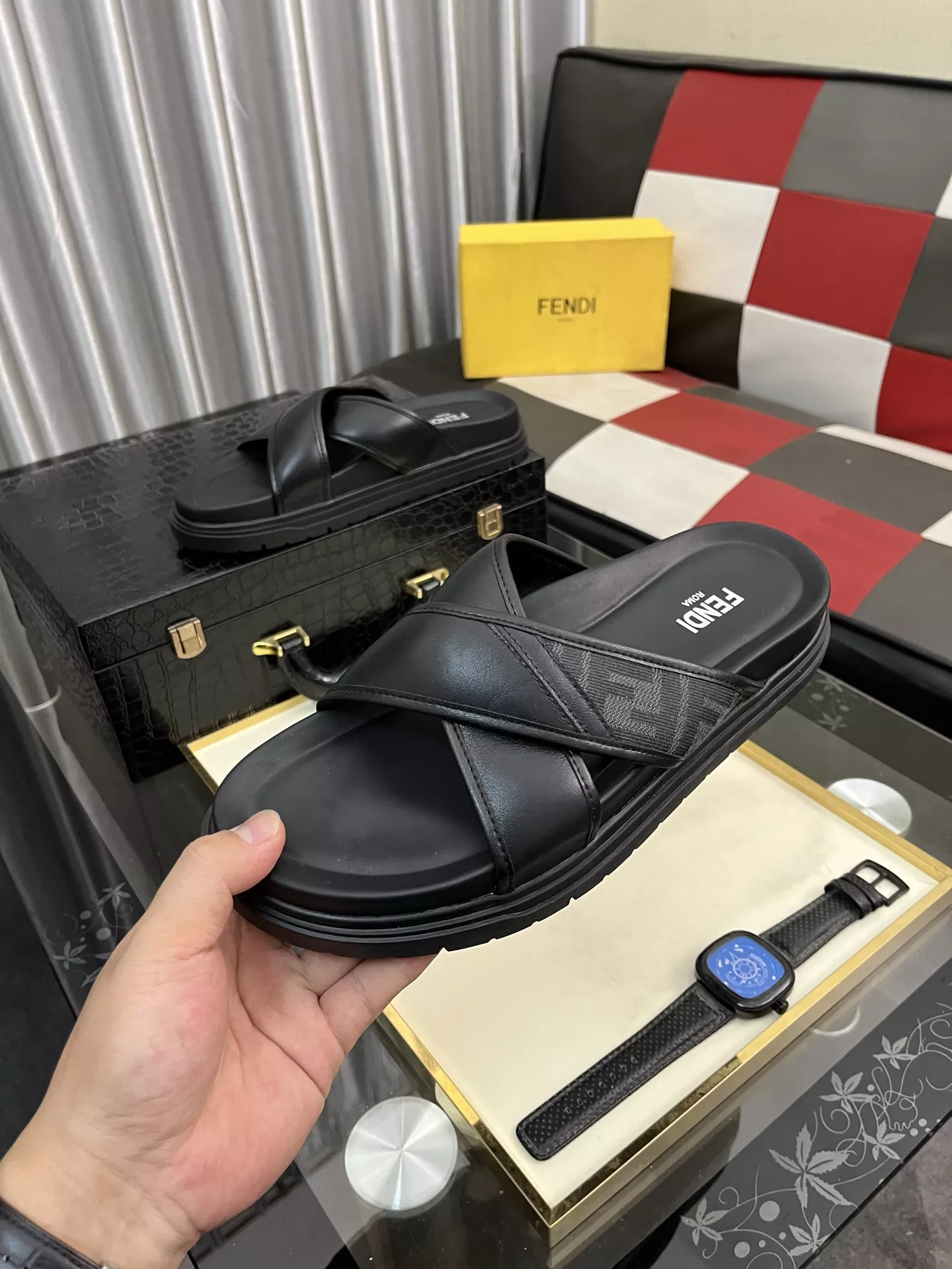 Comfortable 5522 Fendi Slippers For Men