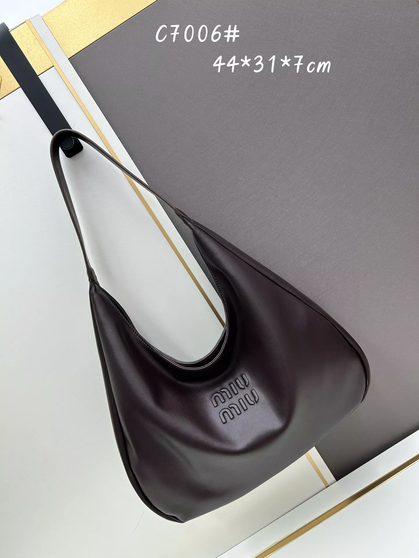 Comfortable 5544 MIU MIU AAA Quality Shoulder Bags For Women