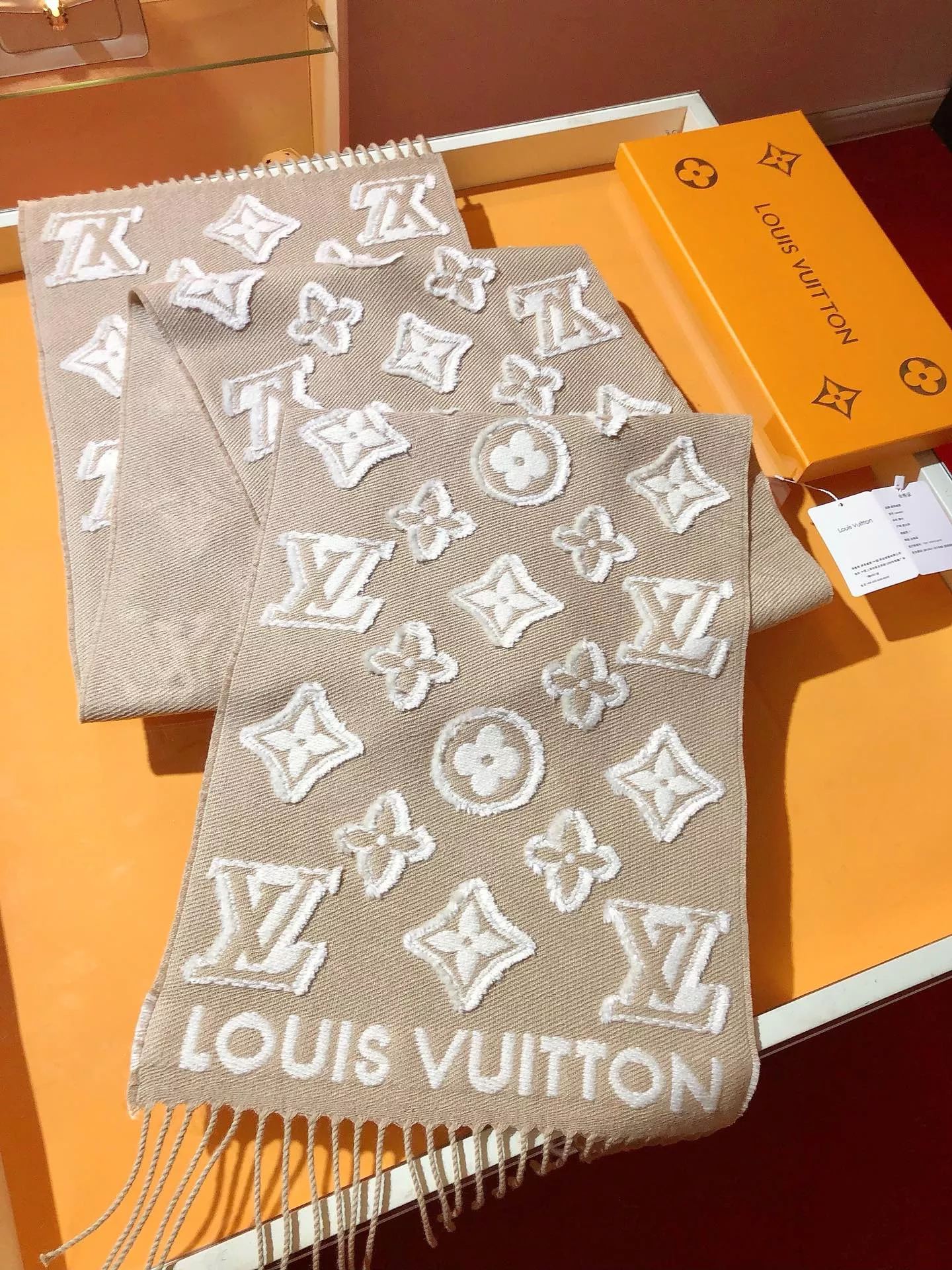Comfortable 557 Louis Vuitton Scarf For Women