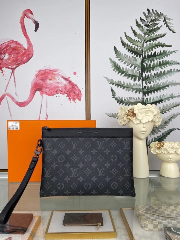 Comfortable 5588 Louis Vuitton AAA Man Wallets