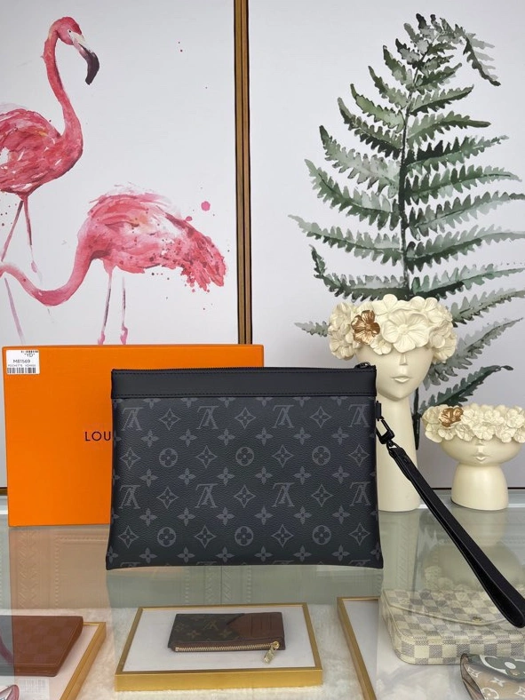 Comfortable 5588 Louis Vuitton AAA Man Wallets