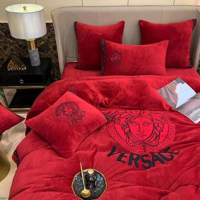 Comfortable 5600 Versace Bedding