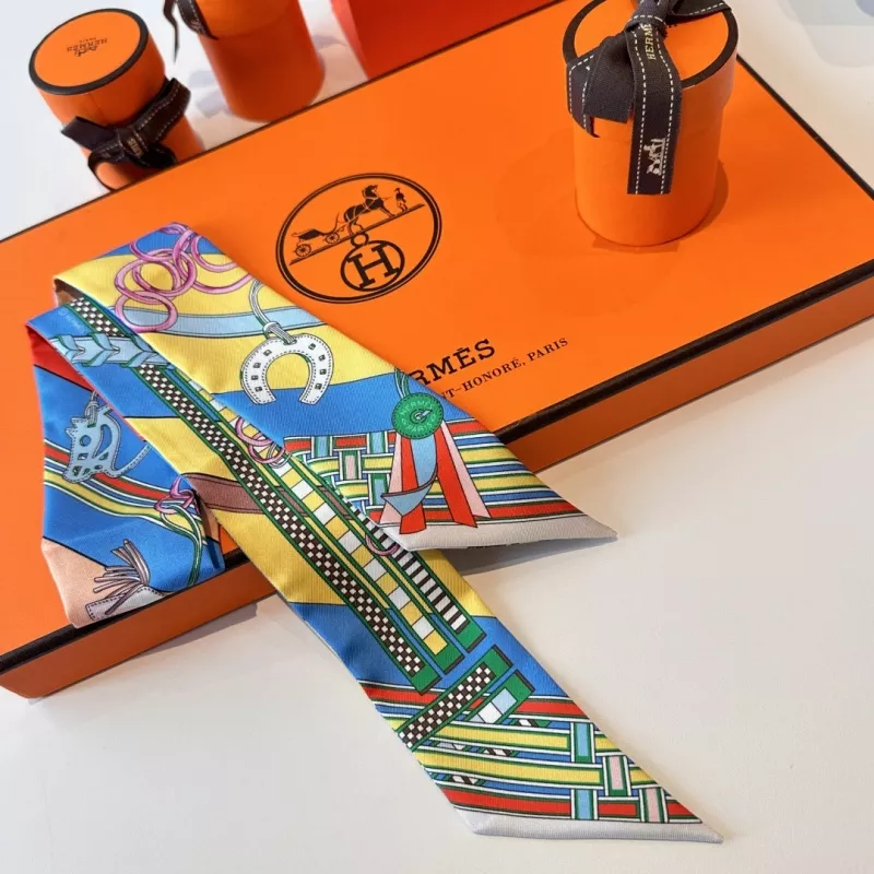 Comfortable 5635 Hermes Silk Scarf