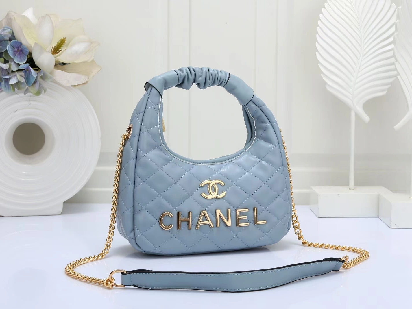 Comfortable 5765 Chanel Messenger Bags For Women