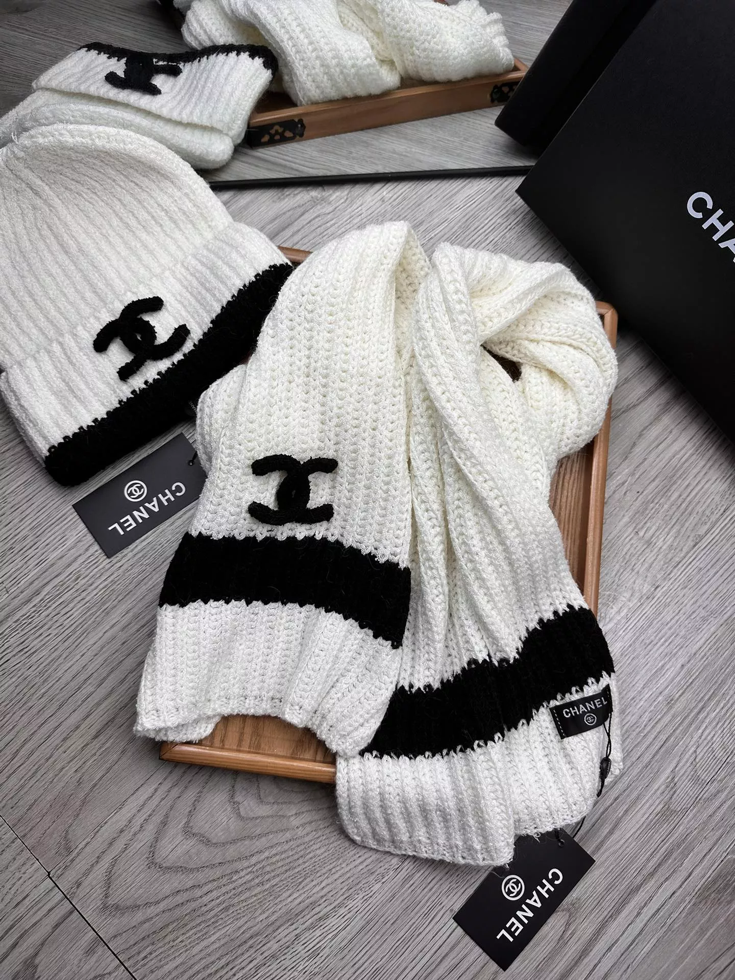 Comfortable 5781 Chanel Hat and Scarf Set