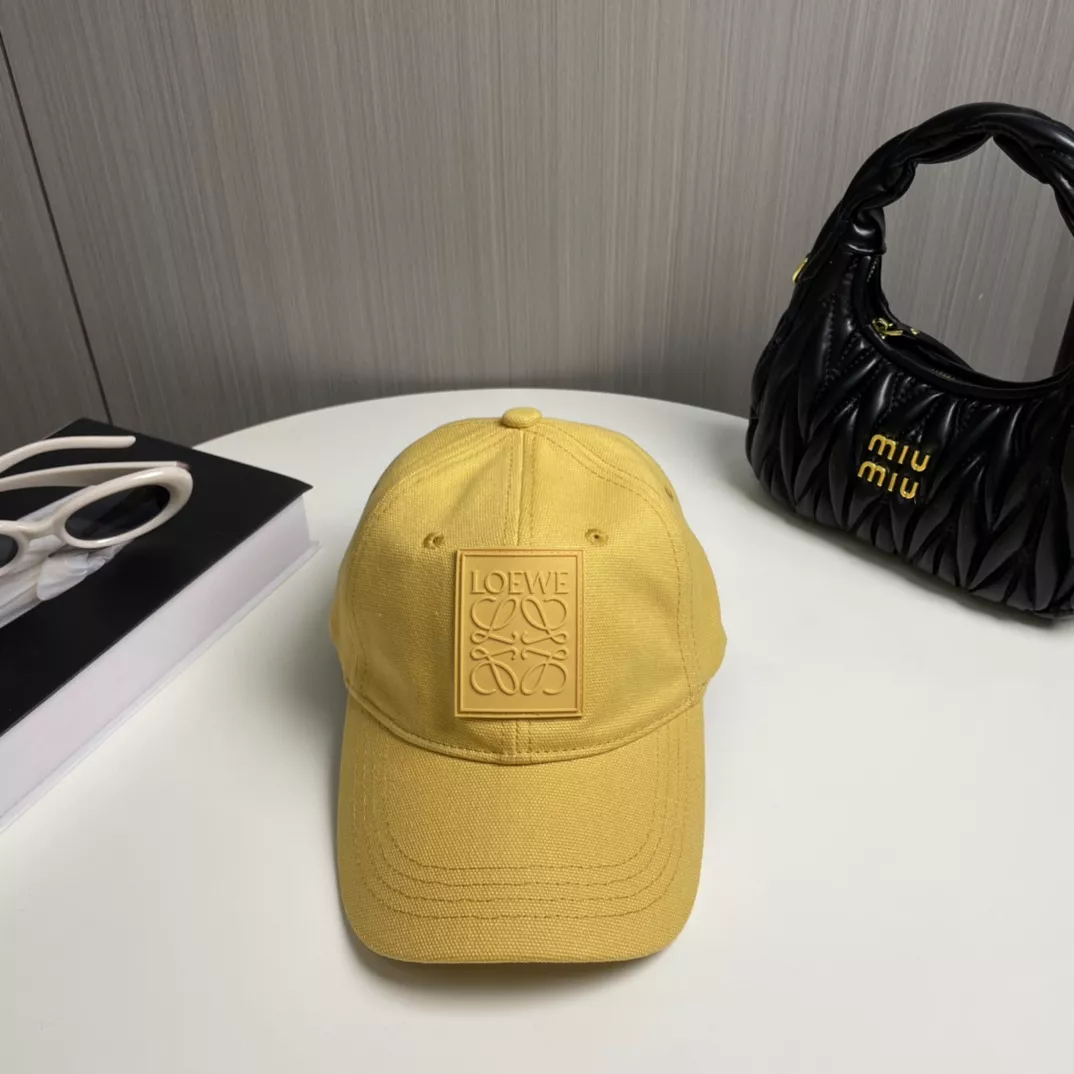 Comfortable 5783 LOEWE Caps