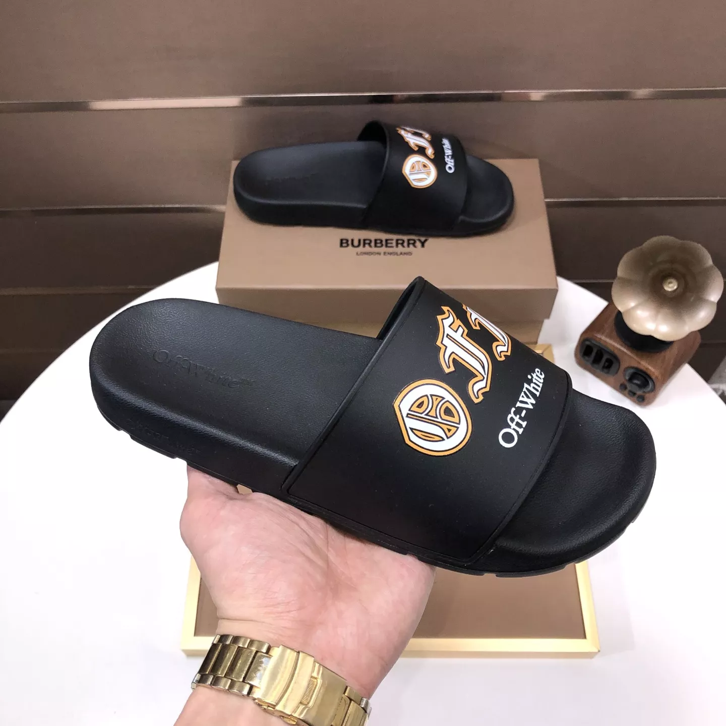 Comfortable 5783 Off-White Slippers For Men