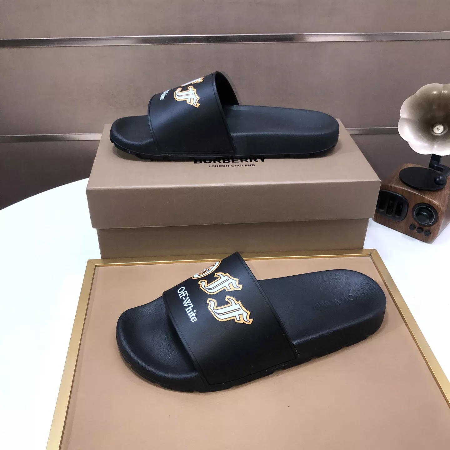 Comfortable 5783 Off-White Slippers For Men