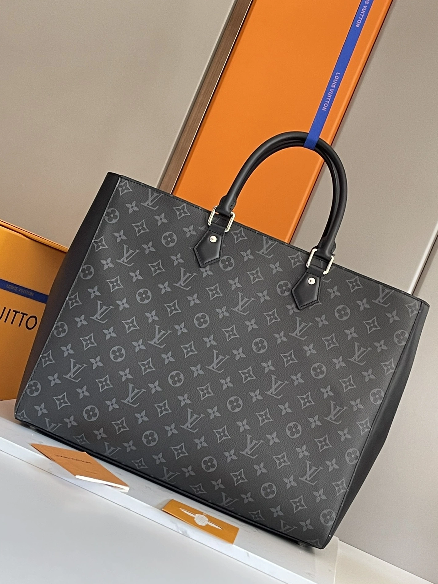 Comfortable 5825 Louis Vuitton AAA Quality Handbags For Unisex