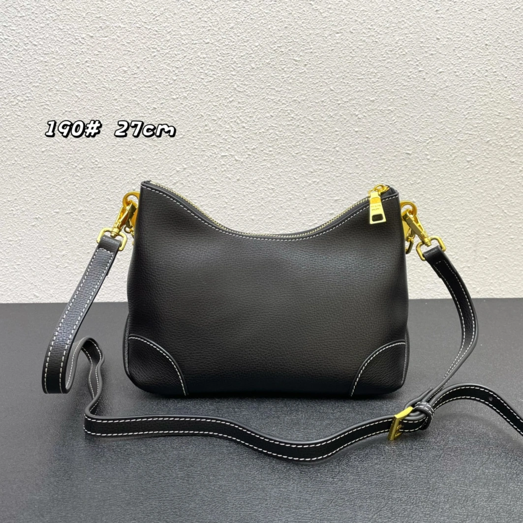 Comfortable 587 Prada AAA Quality Messenger Bags For Women