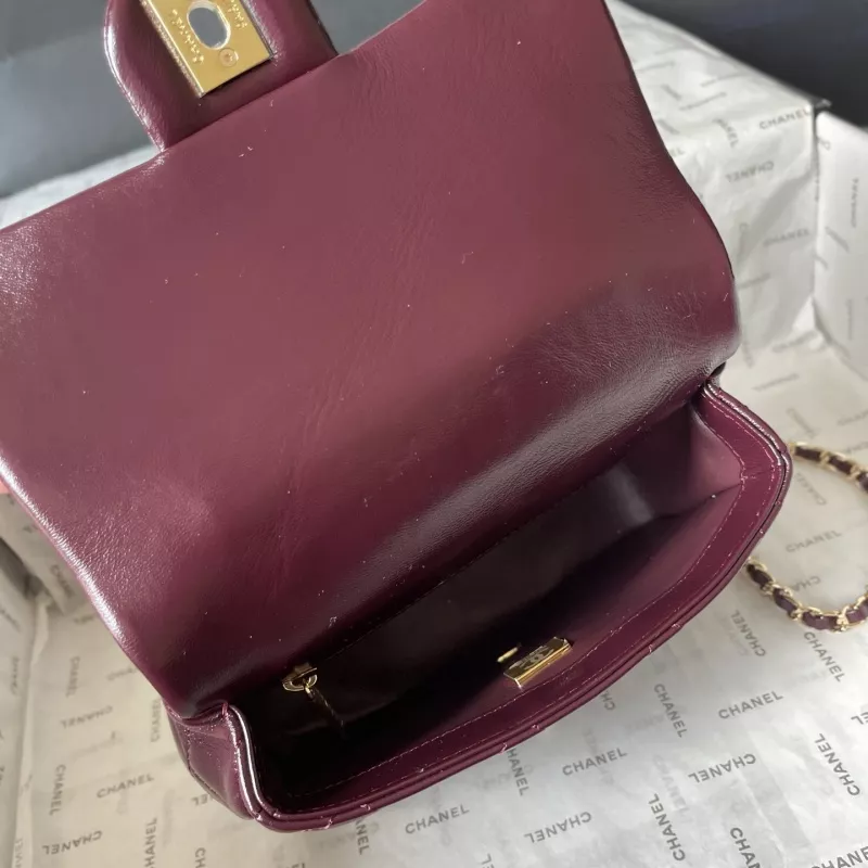 Comfortable 5981 Chanel AAA Quality Messenger Bags For Women