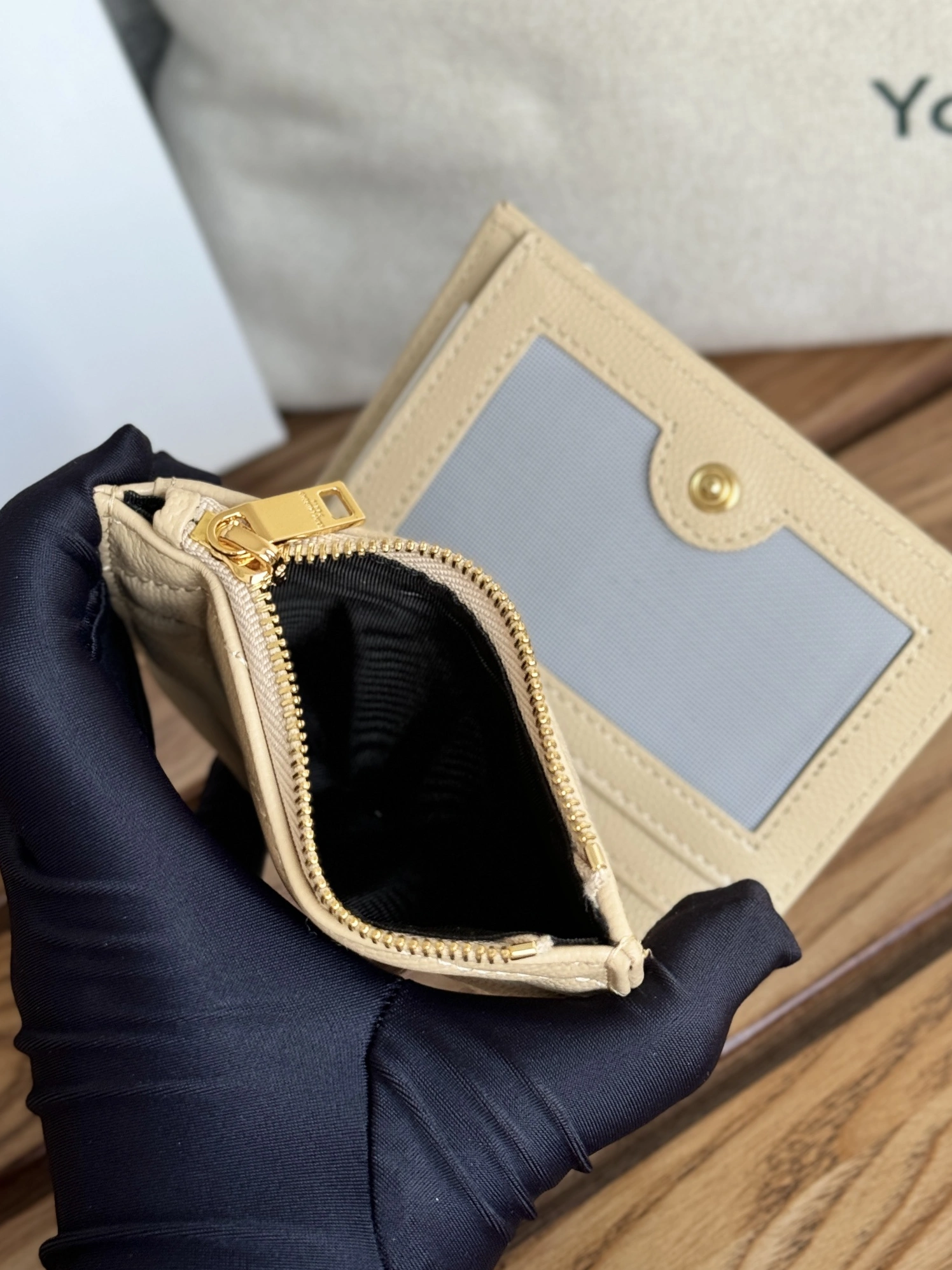 Comfortable 599 Yves Saint Laurent AAA Quality Wallets