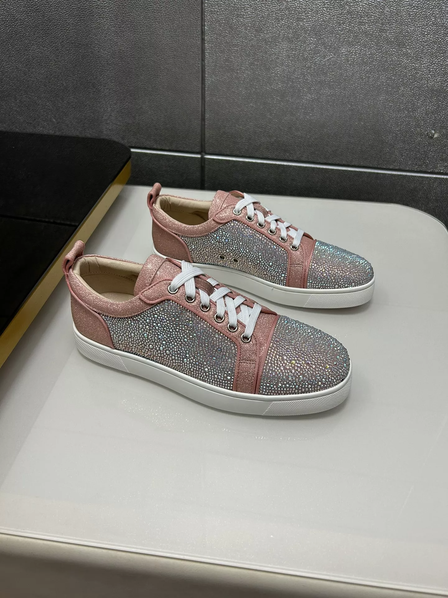 Comfortable 6053 Christian Louboutin Casual Shoes For Men