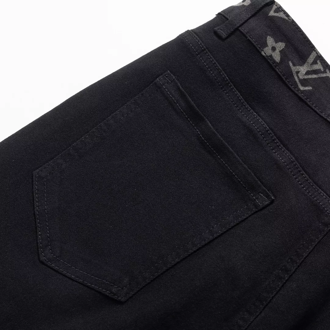 Comfortable 606 Louis Vuitton LV Jeans For Men
