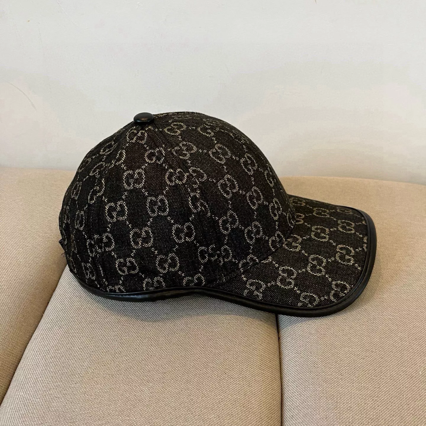 Comfortable 6137 Gucci Caps