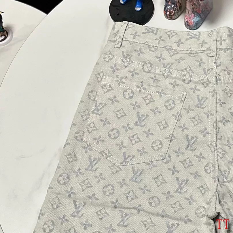 Comfortable 6198 Louis Vuitton LV Jeans For Men