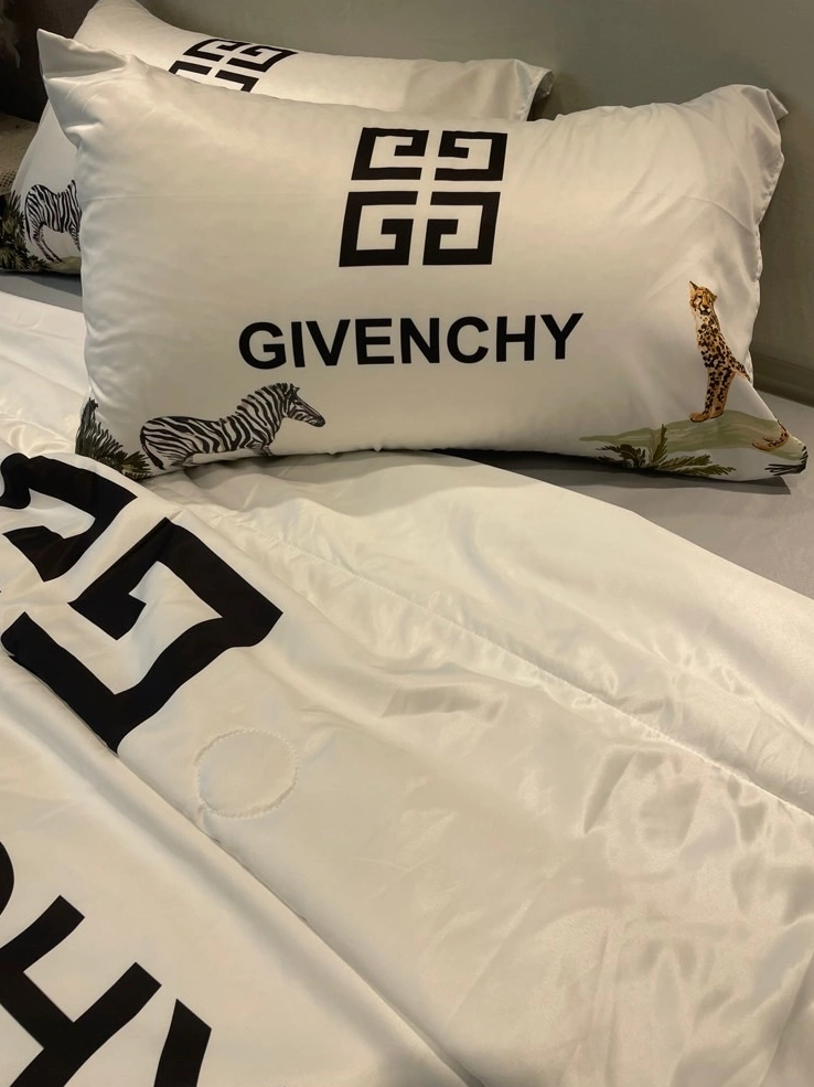 Comfortable 6266 Givenchy Bedding