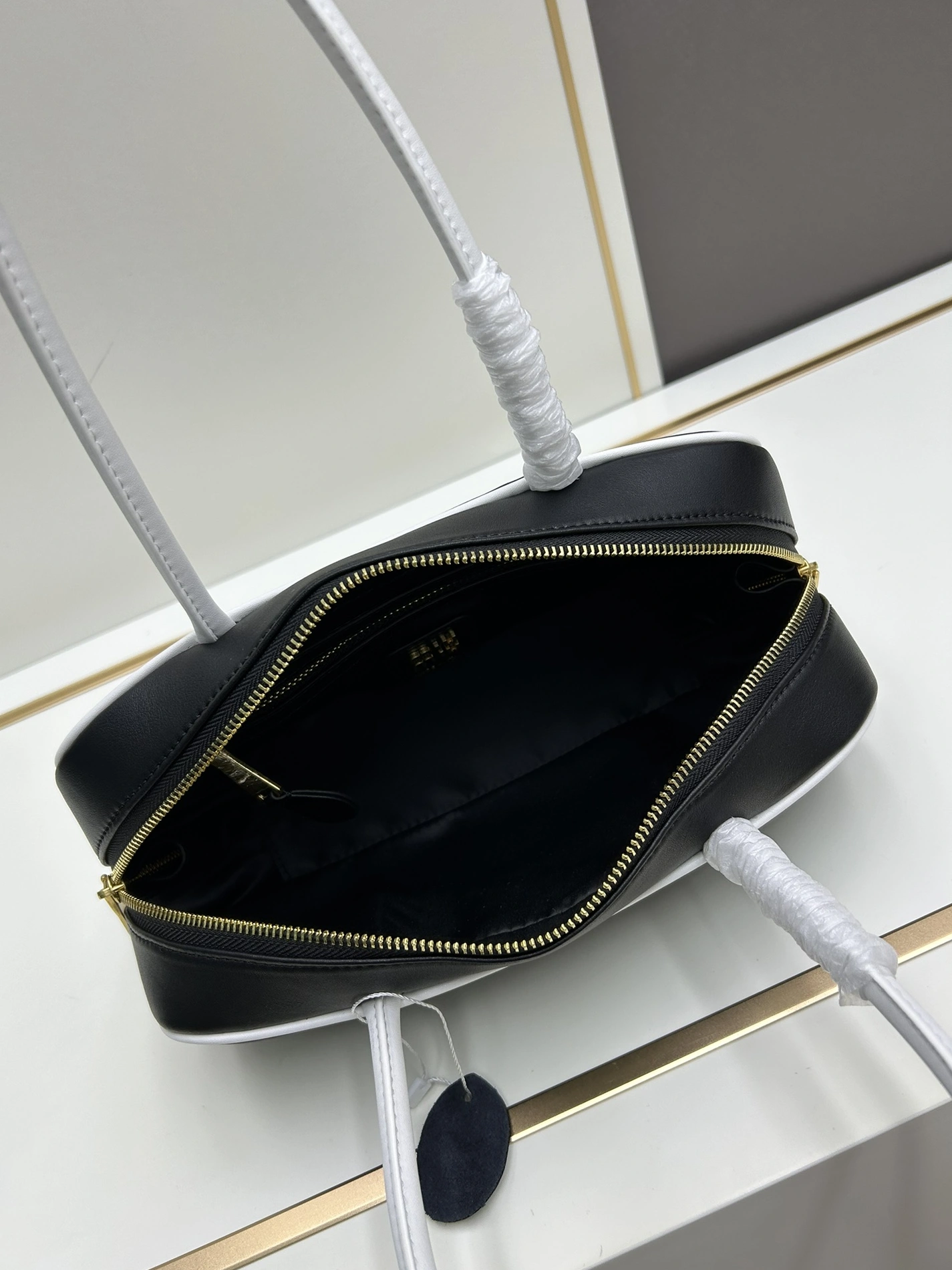 Comfortable 6279 MIU MIU AAA Quality Handbags For Women