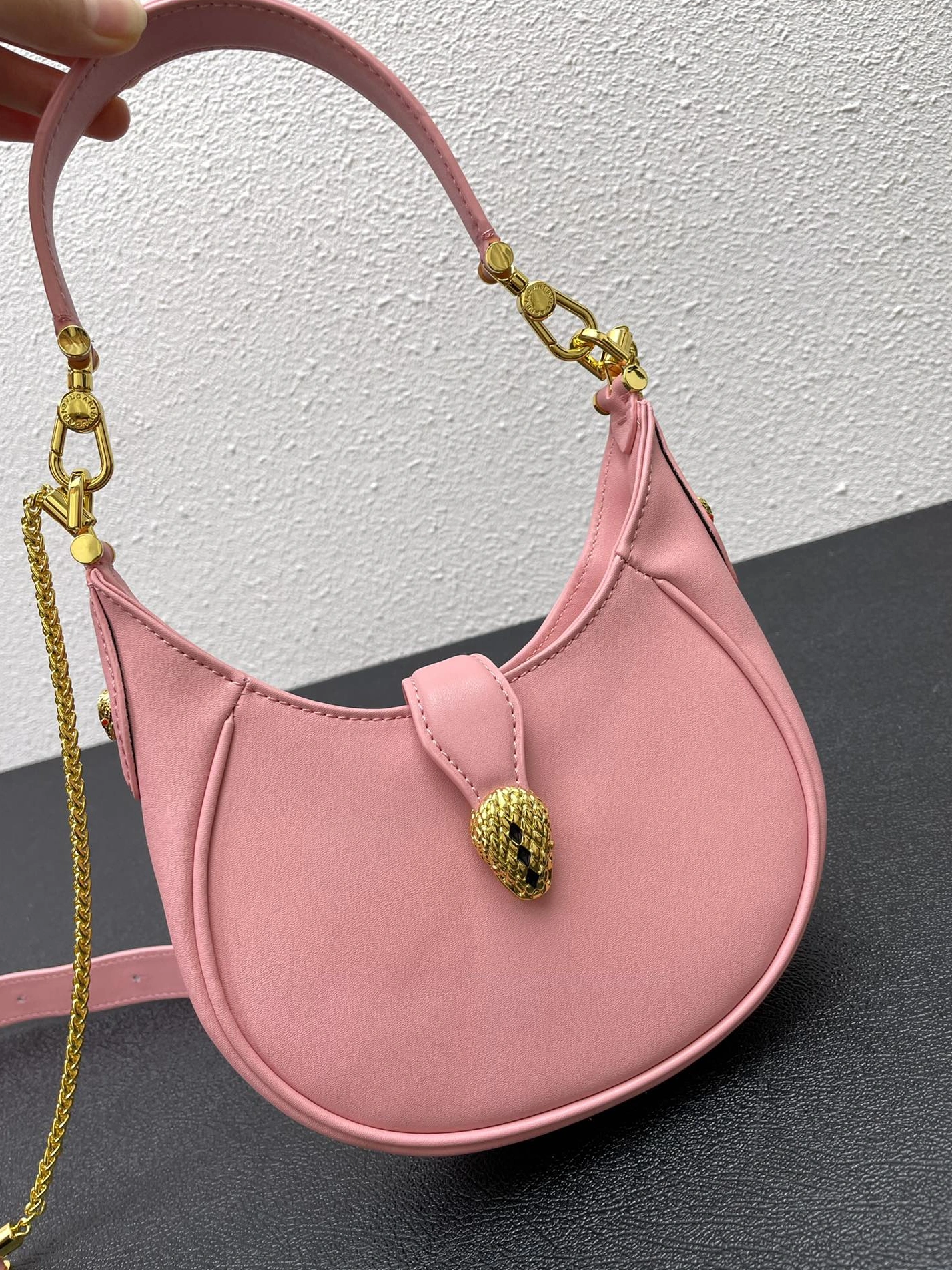 Comfortable 6383 Bvlgari AAA Quality Messenger Bags For Women