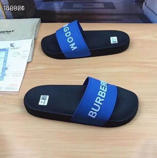 Comfortable 6471 Burberry Slippers For Men