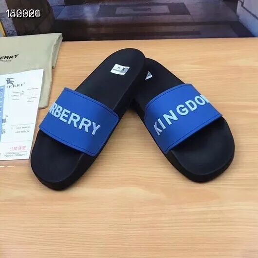 Comfortable 6471 Burberry Slippers For Men