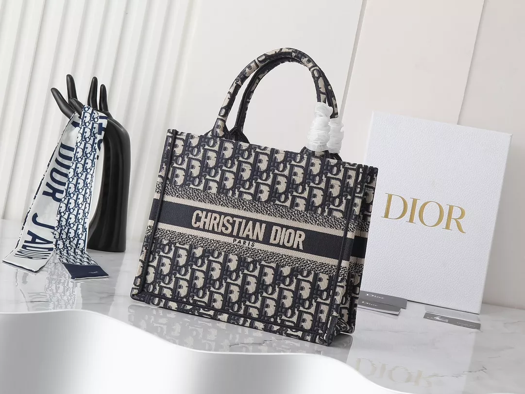 Comfortable 6554 Christian Dior AAA Quality Tote-Handbags For Women