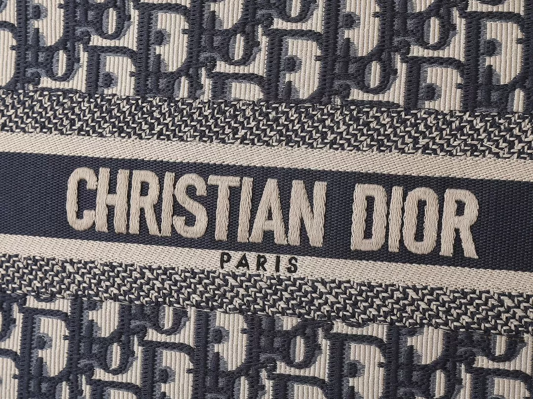 Comfortable 6554 Christian Dior AAA Quality Tote-Handbags For Women