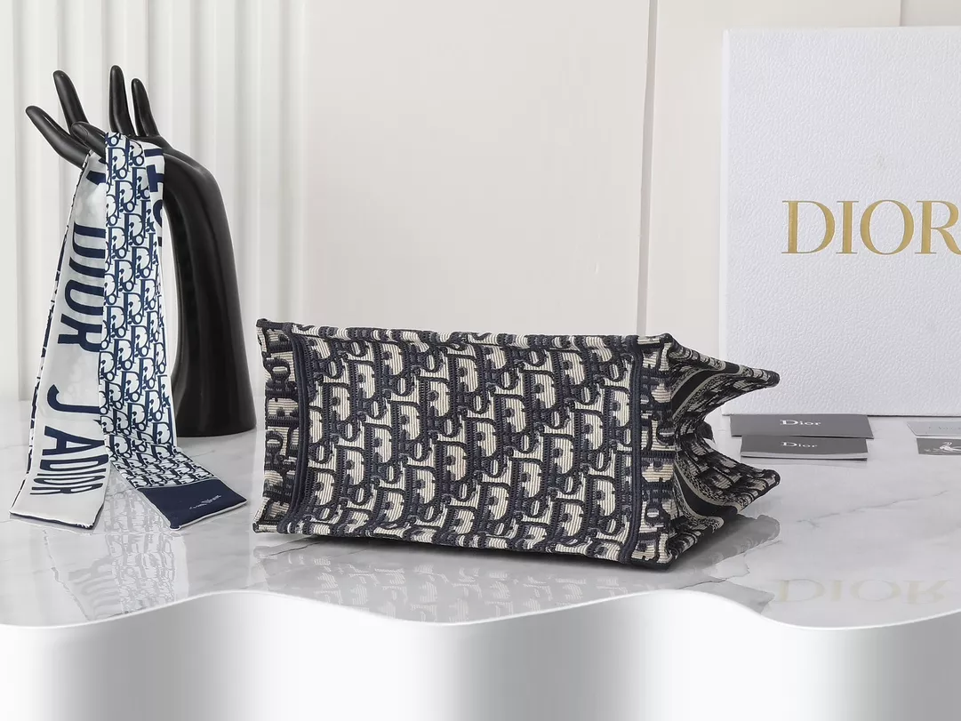 Comfortable 6554 Christian Dior AAA Quality Tote-Handbags For Women