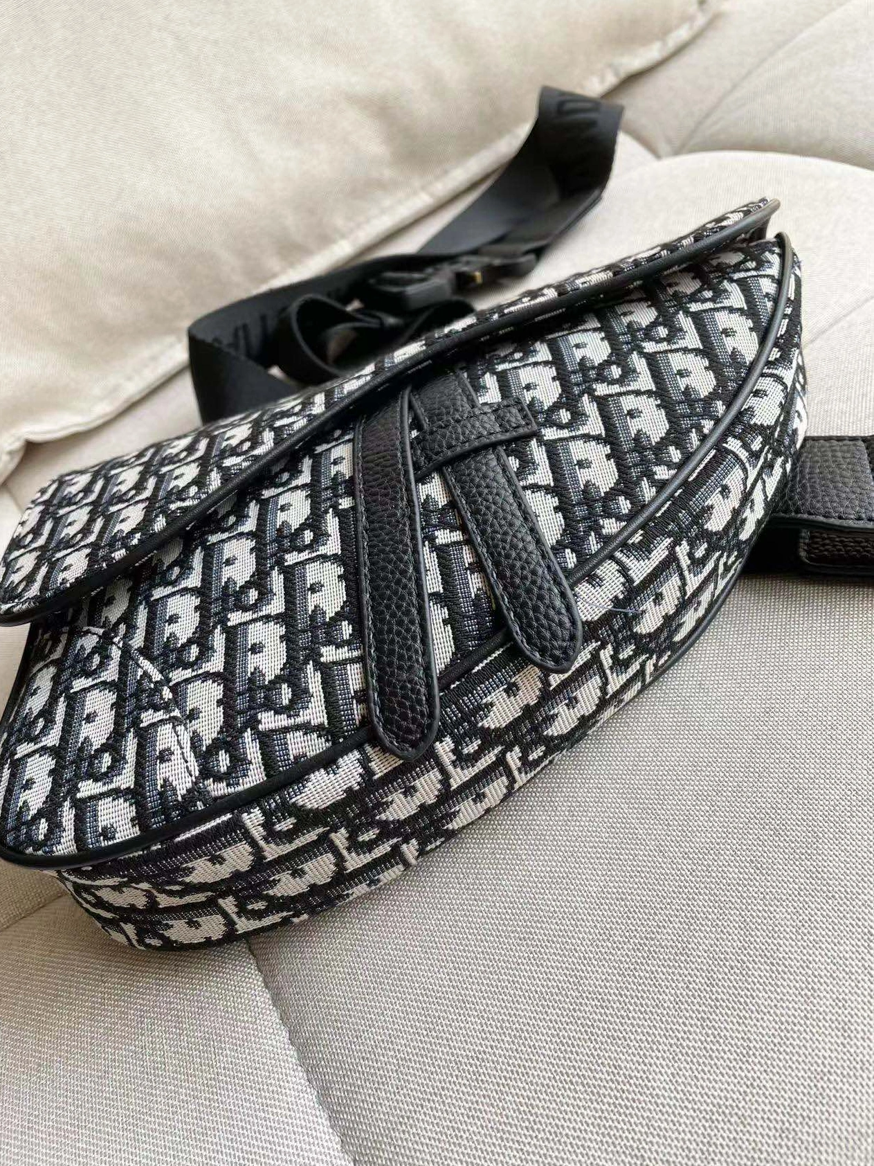 Comfortable 6680 Christian Dior AAA Man Messenger Bags
